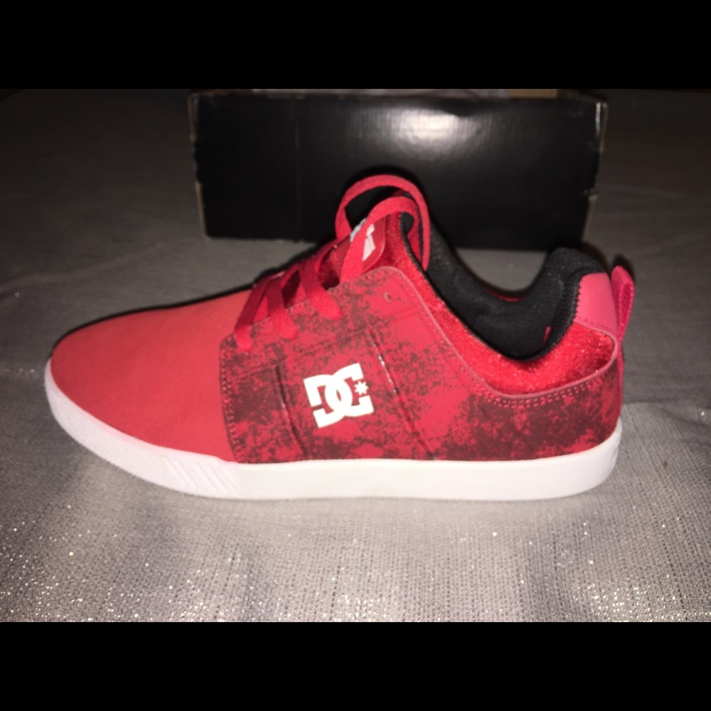 DC men’s shoes.